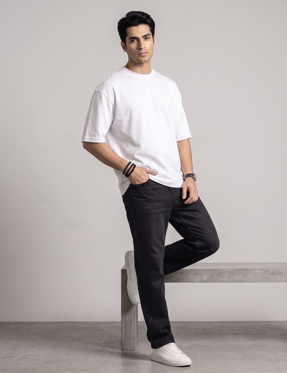 Unisex Classic Round Neck T-Shirt